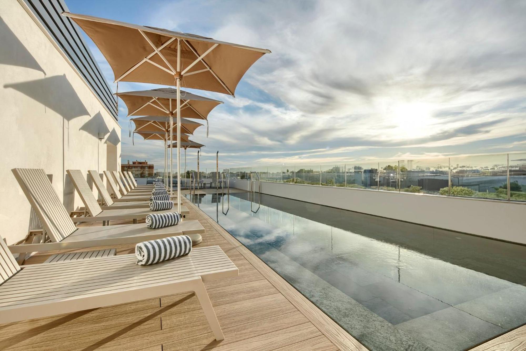 Sercotel Rosaleda Málaga Buitenkant foto